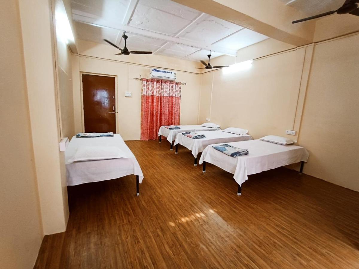 Nain Guest House Удджайн Экстерьер фото