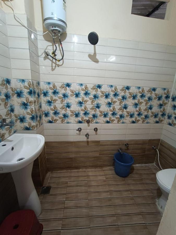 Nain Guest House Удджайн Экстерьер фото